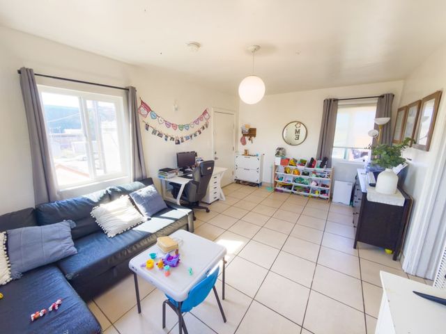 245 W 73rd, Los Angeles, CA 90003