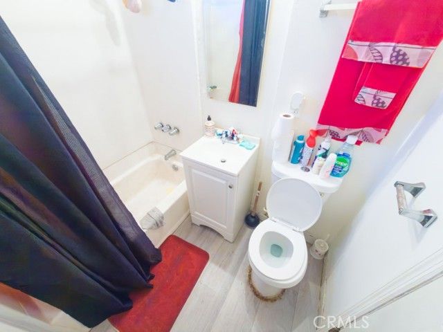 245 W 73rd, Los Angeles, CA 90003