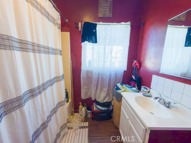 245 W 73rd, Los Angeles, CA 90003