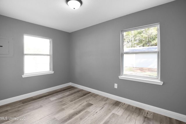 2416 N Sycamore Street, Pascagoula, MS 39581