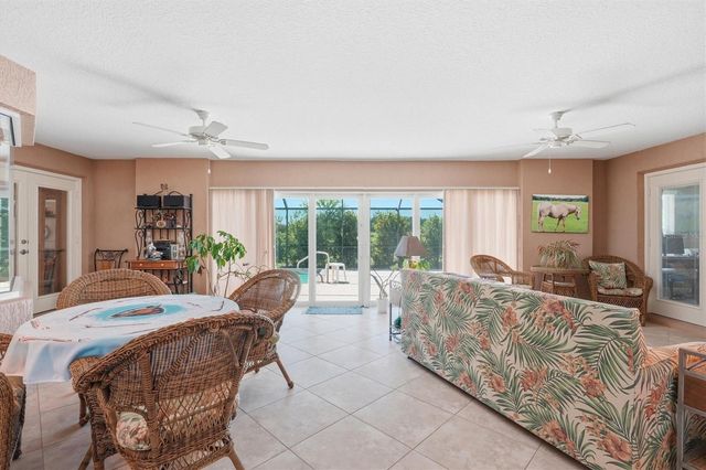 12764 COUNTY ROAD 223, Oxford, FL 34484