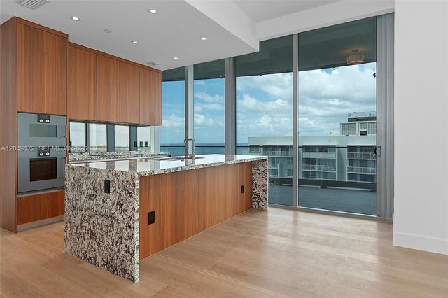 175 SE 25th Rd 1003, Miami, FL 33129