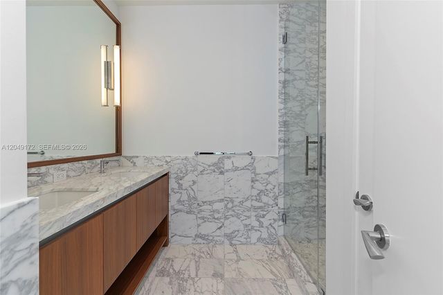 175 SE 25th Rd 1003, Miami, FL 33129