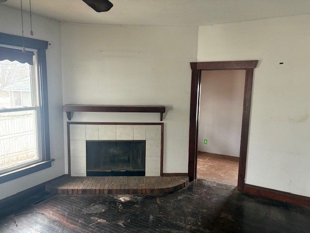 426 S 4th Avenue W, Newton, IA 50208