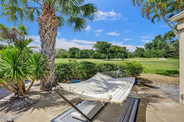 5577 Ainsley Ct, Boynton Beach, FL 33437