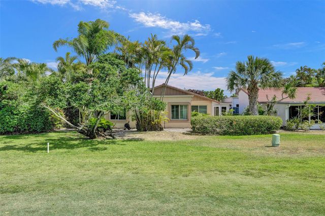 5577 Ainsley Ct, Boynton Beach, FL 33437