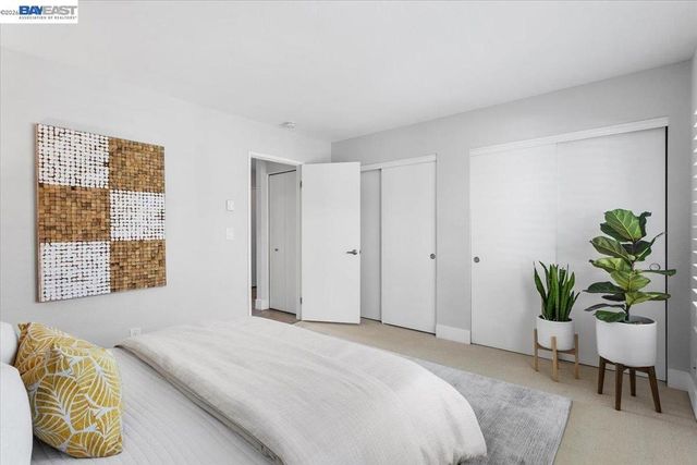 130 Lakeshore Ct, Richmond, CA 94804