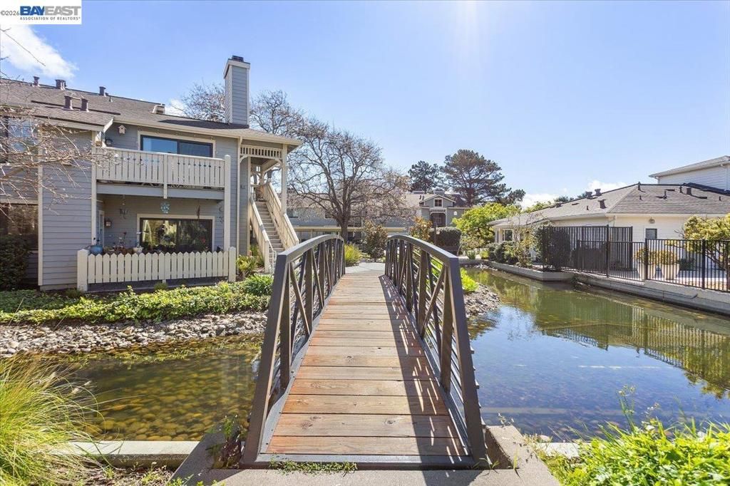 Image 38 of property listing at 130 Lakeshore Ct, Richmond, CA 94804