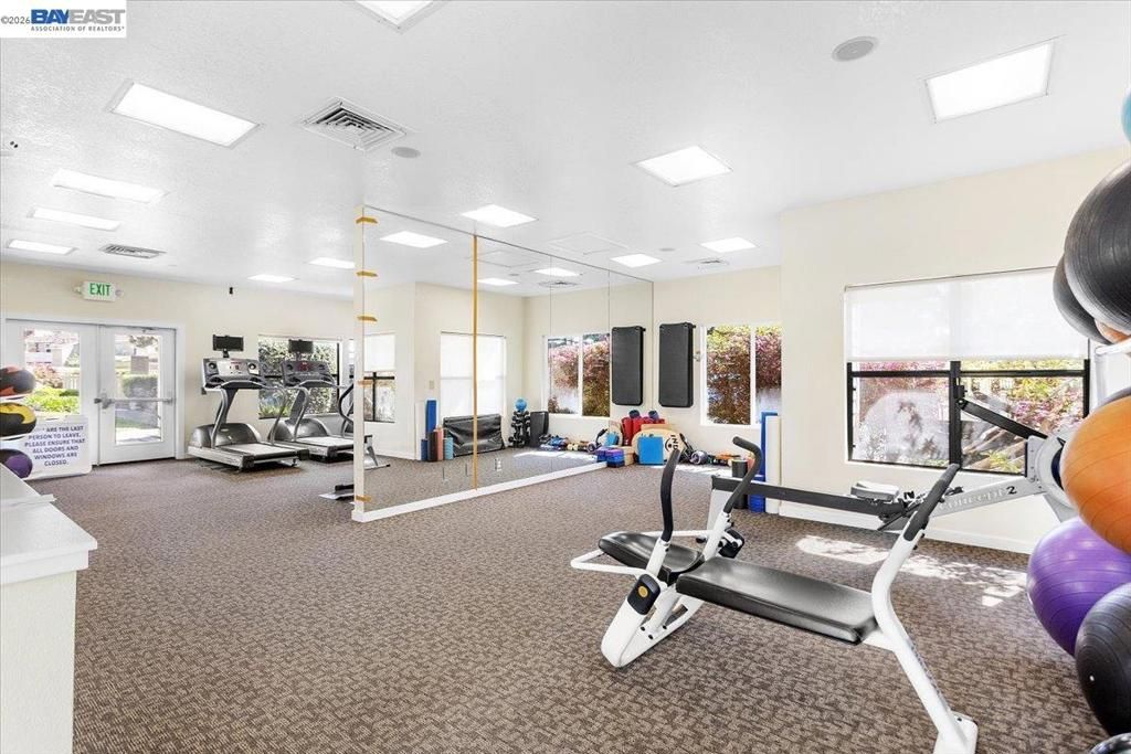 Image 40 of property listing at 130 Lakeshore Ct, Richmond, CA 94804