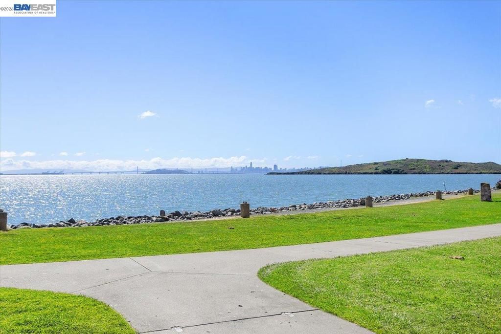 Image 49 of property listing at 130 Lakeshore Ct, Richmond, CA 94804