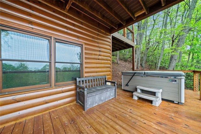 399 Ranch Mountain Drive, Dahlonega, GA 30533