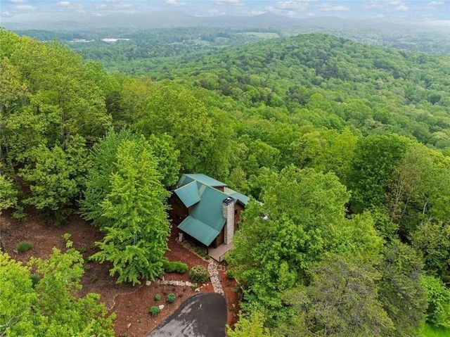 399 Ranch Mountain Drive, Dahlonega, GA 30533