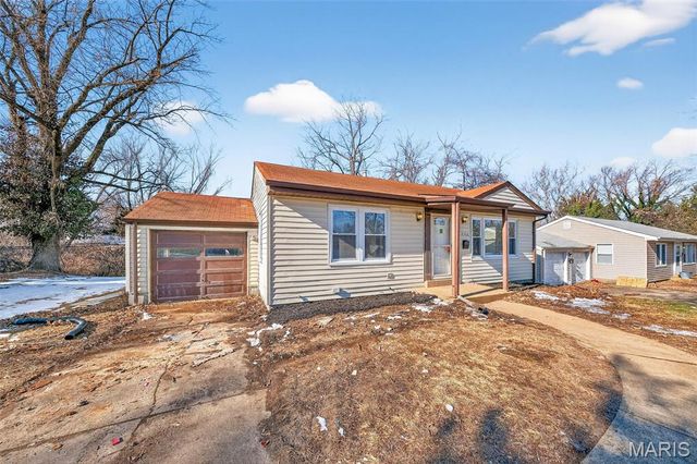 2506 Shannonaire Drive, Jennings, MO 63136