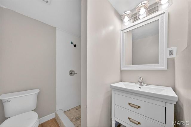 2506 Shannonaire Drive, Jennings, MO 63136