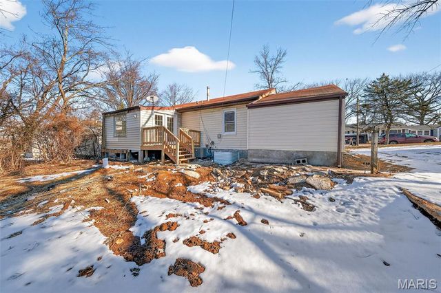 2506 Shannonaire Drive, Jennings, MO 63136