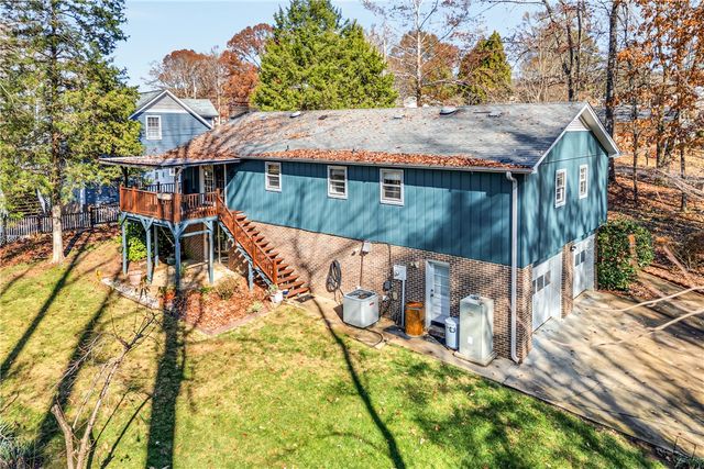 320 Longview Terrace, Easley, SC 29642