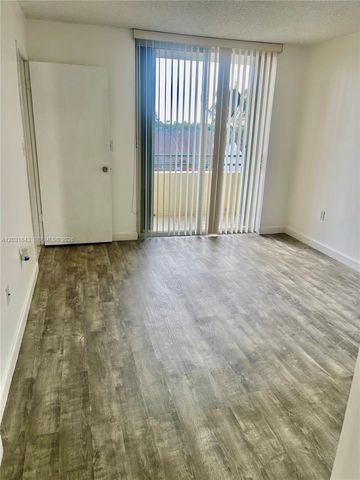 8321 NW 7th Street 1407, Miami, FL 33126
