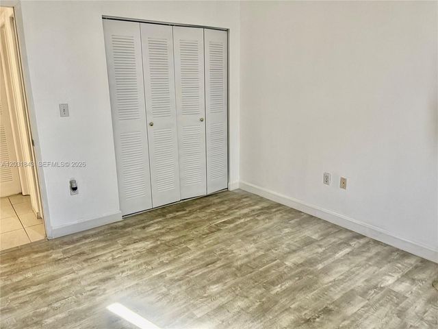 8321 NW 7th Street 1407, Miami, FL 33126