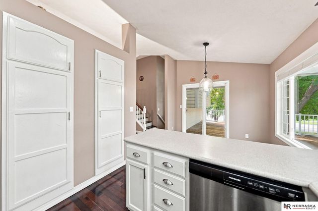 5201 NW 7th Street, Lincoln, NE 68521