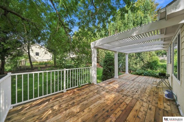 5201 NW 7th Street, Lincoln, NE 68521