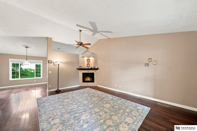 5201 NW 7th Street, Lincoln, NE 68521