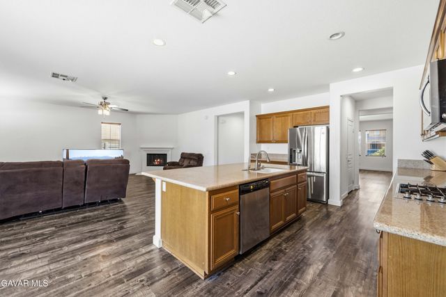 37889 Old Adobe Court, Palmdale, CA 93552