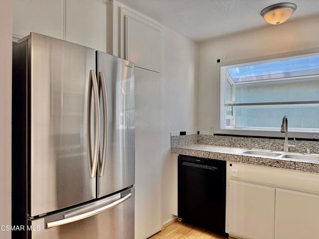 3075 E Harbor Boulevard, Ventura, CA 93001