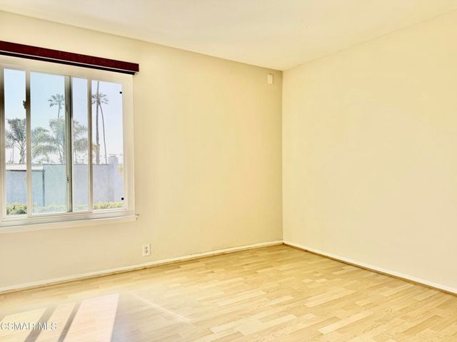 3075 E Harbor Boulevard, Ventura, CA 93001
