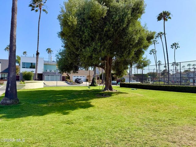 3075 E Harbor Boulevard, Ventura, CA 93001