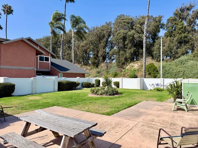 3075 E Harbor Boulevard, Ventura, CA 93001