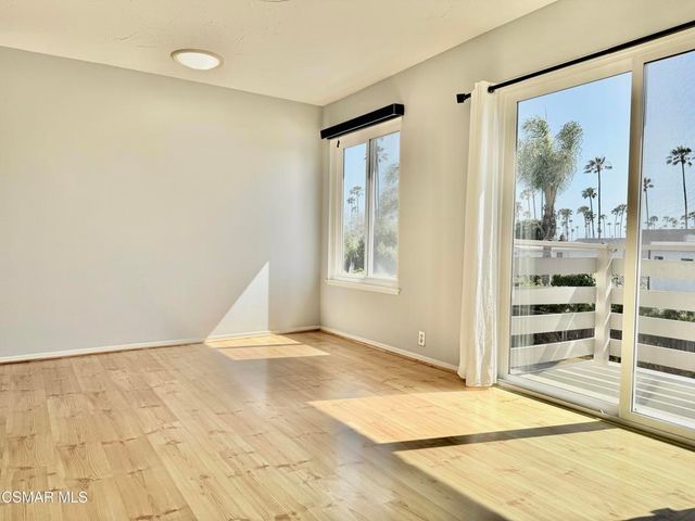 3075 E Harbor Boulevard, Ventura, CA 93001