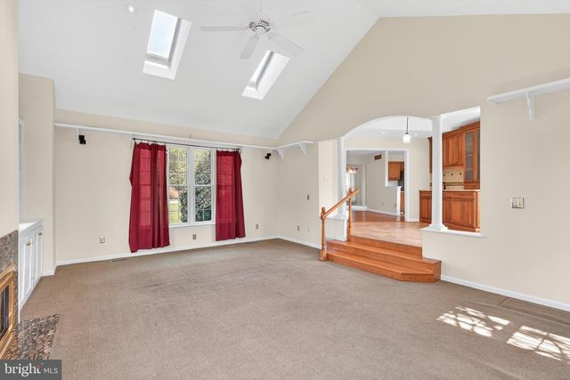 4 LINA DR, New Egypt, NJ 08533