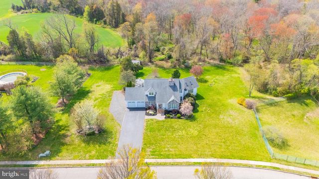 4 LINA DR, New Egypt, NJ 08533