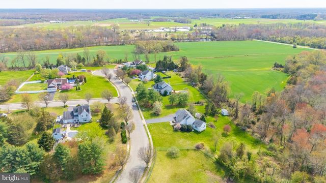 4 LINA DR, New Egypt, NJ 08533