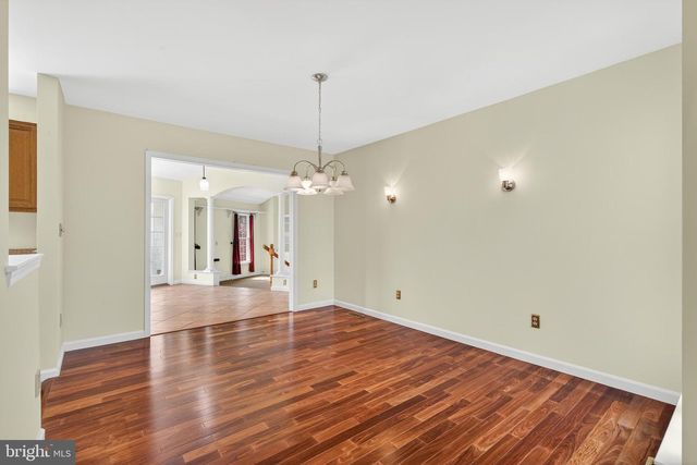 4 LINA DR, New Egypt, NJ 08533