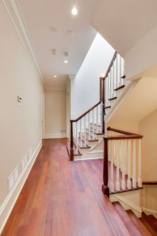 1718 W Wrightwood Avenue, Chicago, IL 60614
