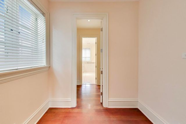 1718 W Wrightwood Avenue, Chicago, IL 60614
