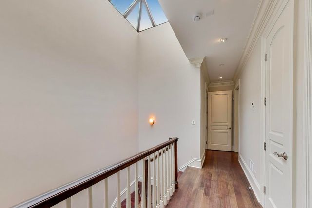 1718 W Wrightwood Avenue, Chicago, IL 60614