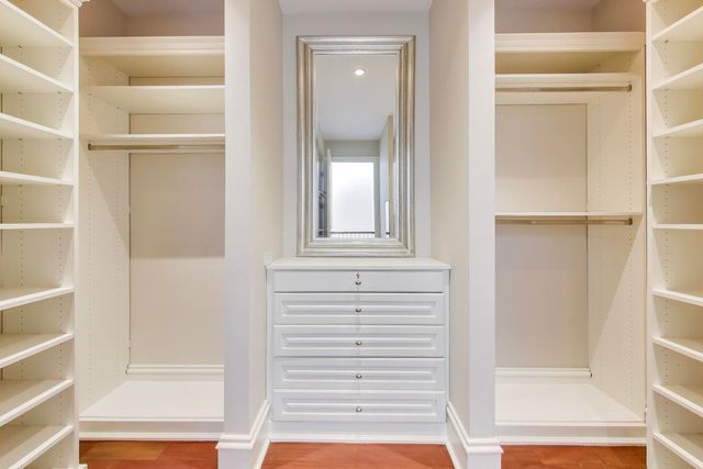 1718 W Wrightwood Avenue, Chicago, IL 60614
