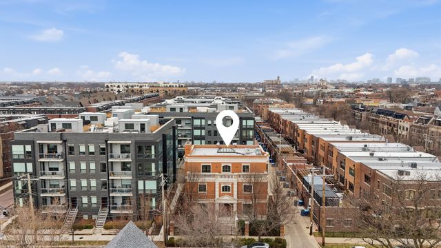 1718 W Wrightwood Avenue, Chicago, IL 60614