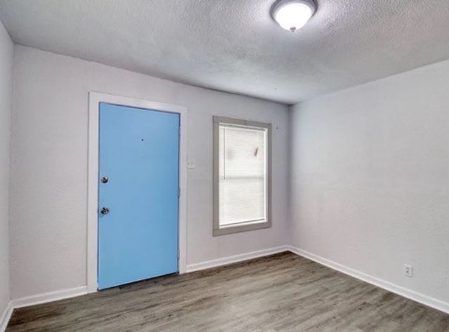 1002 23rd St, Corpus Christi, TX 78405