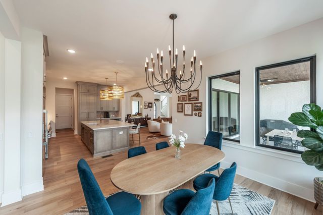 1305 Twin Springs Dr, Brentwood, TN 37027