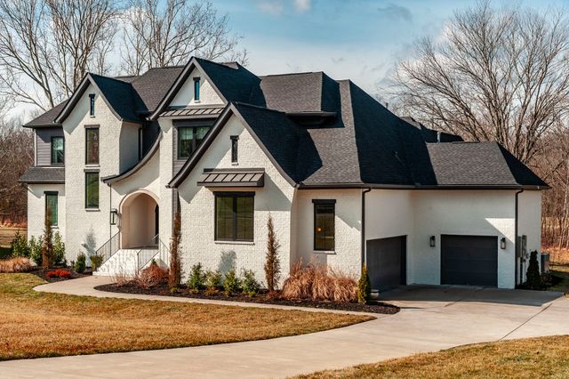 1305 Twin Springs Dr, Brentwood, TN 37027