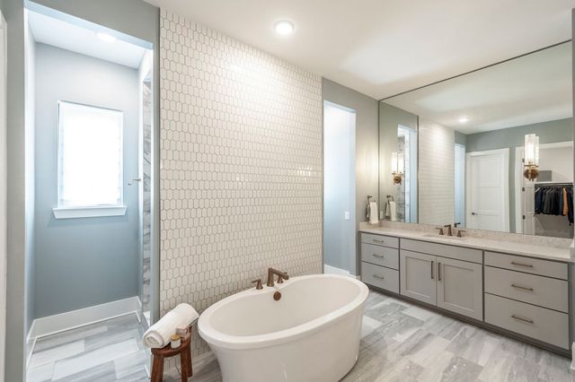 1305 Twin Springs Dr, Brentwood, TN 37027