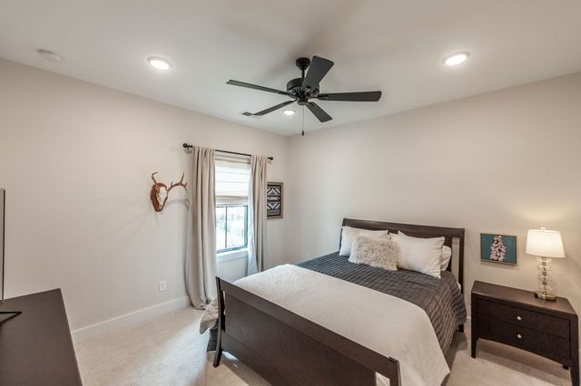 1305 Twin Springs Dr, Brentwood, TN 37027