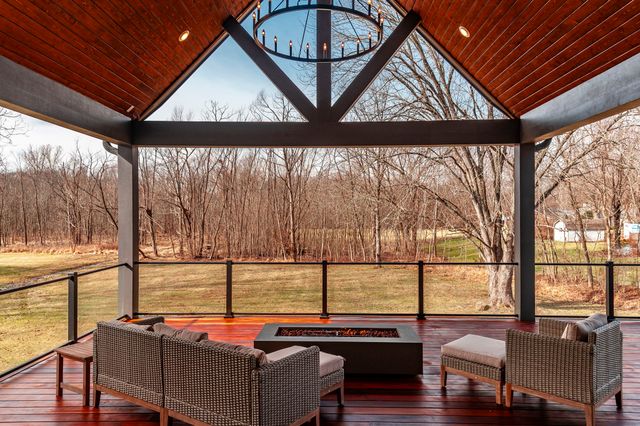 1305 Twin Springs Dr, Brentwood, TN 37027