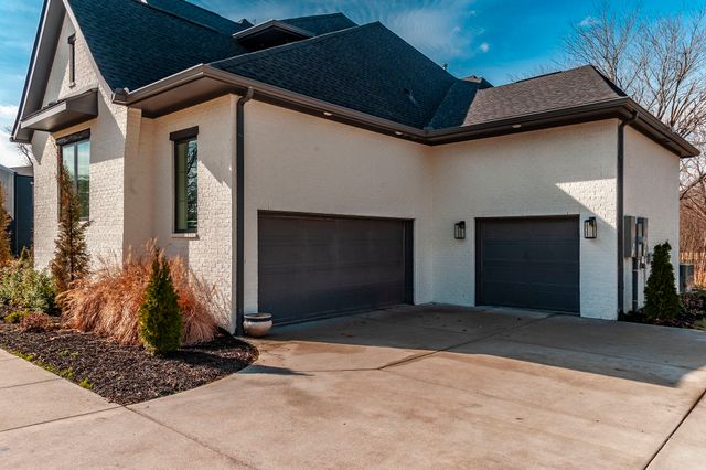 1305 Twin Springs Dr, Brentwood, TN 37027