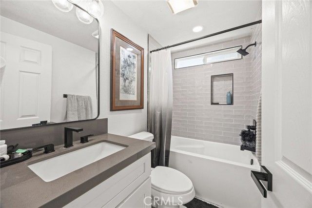 33180 Hollister, Lake Elsinore, CA 92530