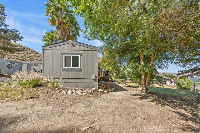 33180 Hollister, Lake Elsinore, CA 92530