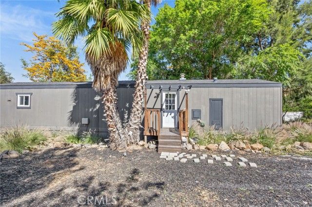 33180 Hollister, Lake Elsinore, CA 92530